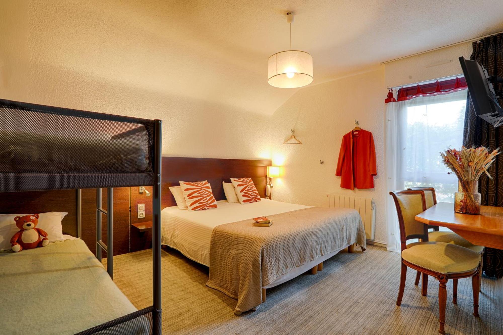 Hotel Le Branhoc - Brit Hotel 오레 외부 사진