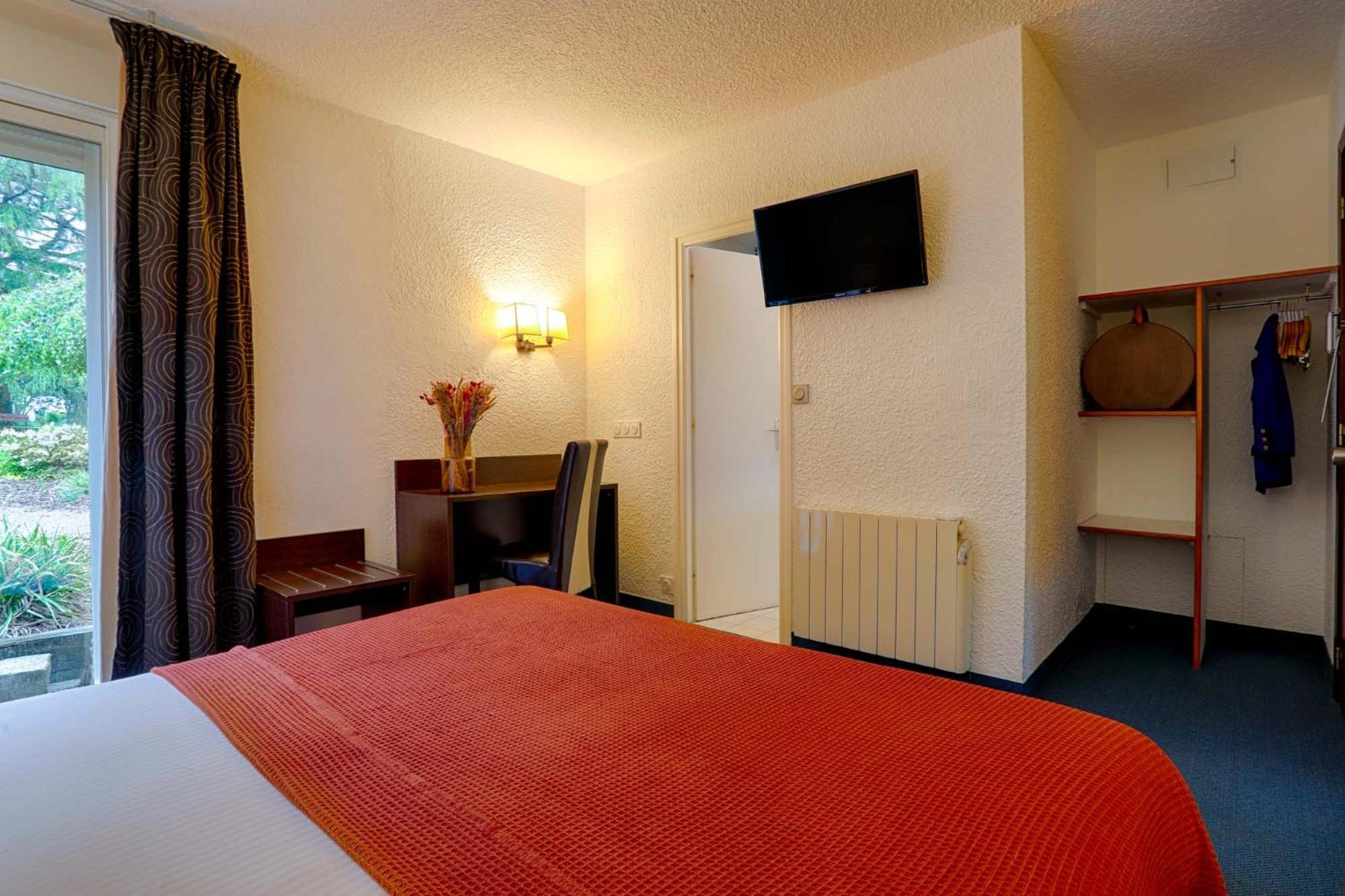 Hotel Le Branhoc - Brit Hotel 오레 외부 사진